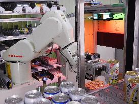 Automatic replenishment system developed by HCI and RoboPlus